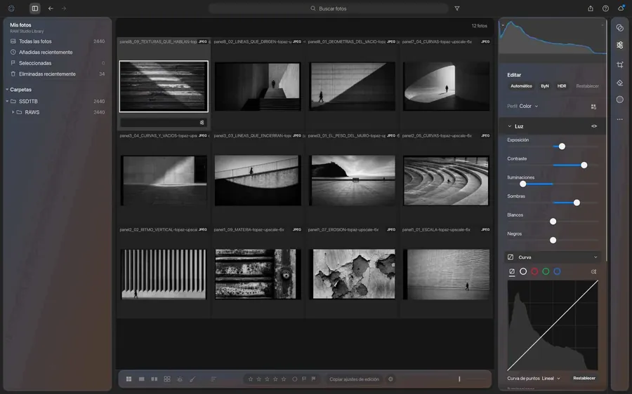 Biblioteca de RAW Studio con álbumes, carpetas y palabras clave junto a la cuadrícula de fotografías